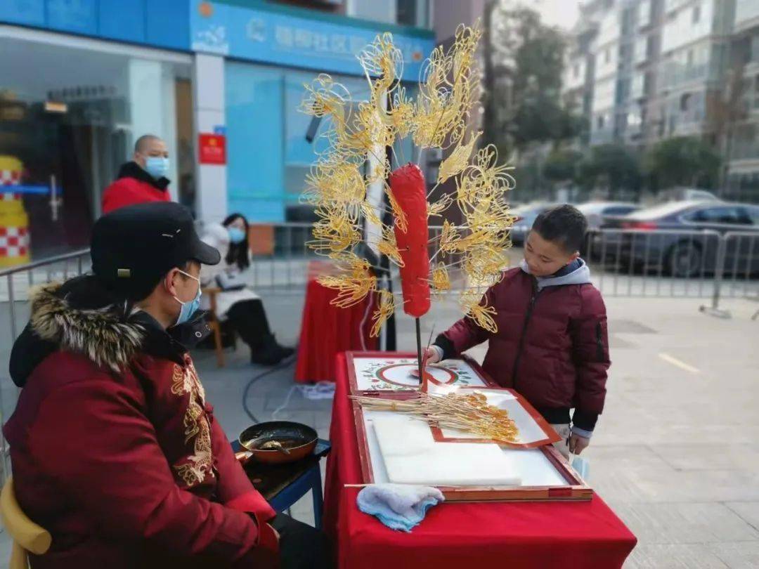亦糖亦画,可观可食,自己动手画糖人,体验中国传统文化的魅力.