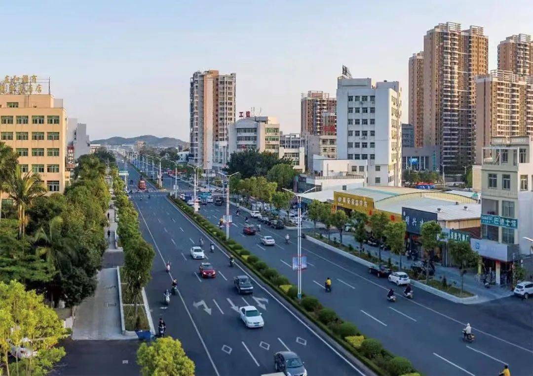 饶平县突出四个强化推动节前县城市容环境再提升