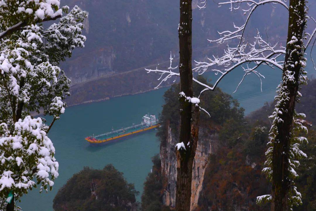 雪润三峡丨在三峡坝区,邂逅冰雪奇缘