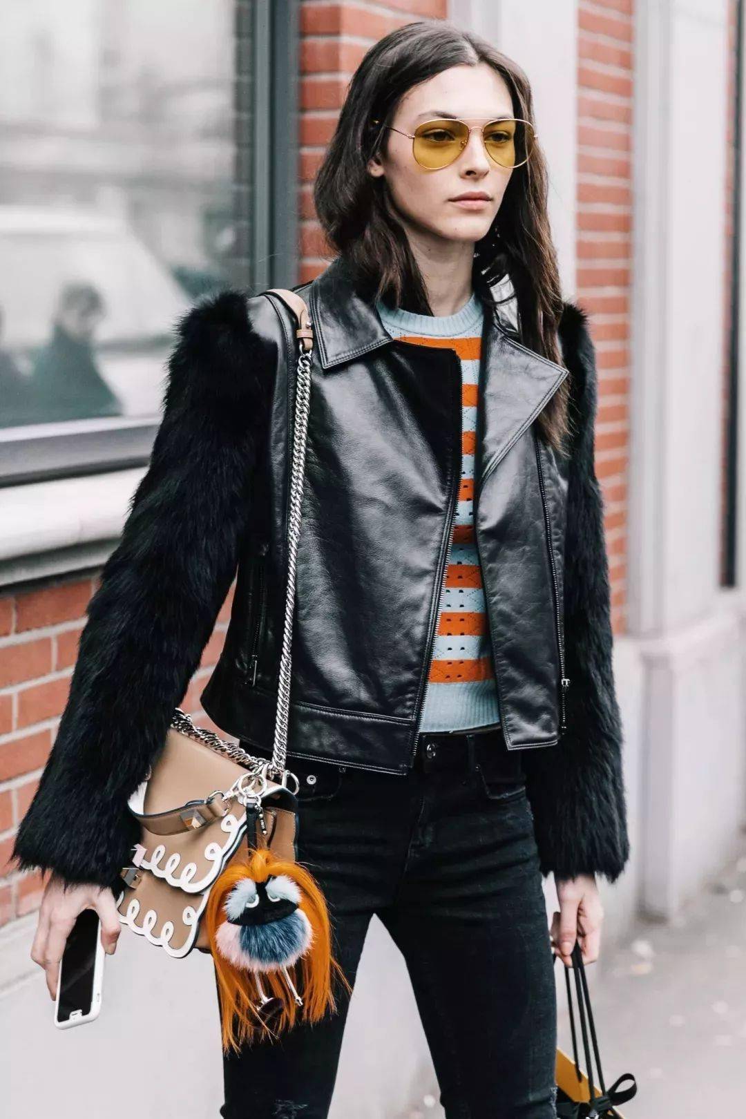 皮草搭配衣服价格 3082476392cd41c88ca770f2de15bf0e.jpeg