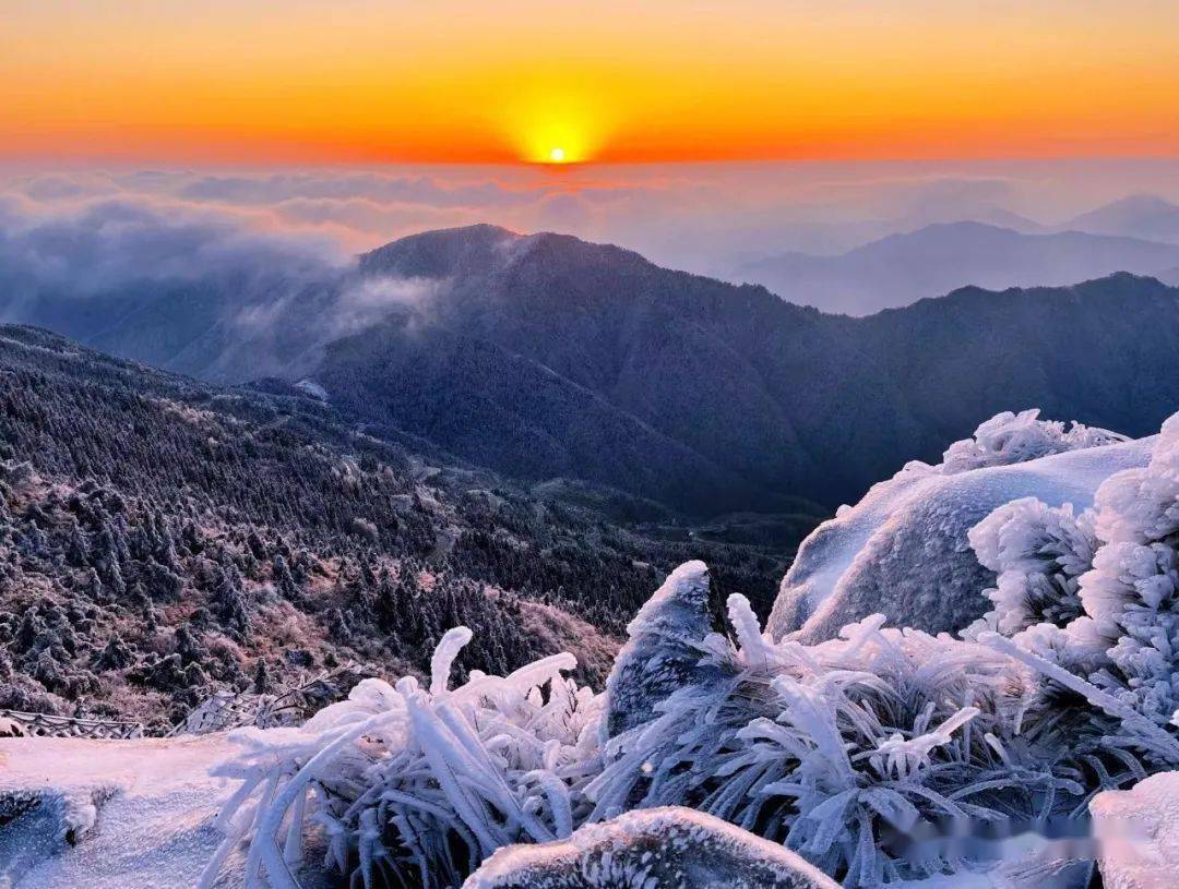 临海括苍山雪景图片