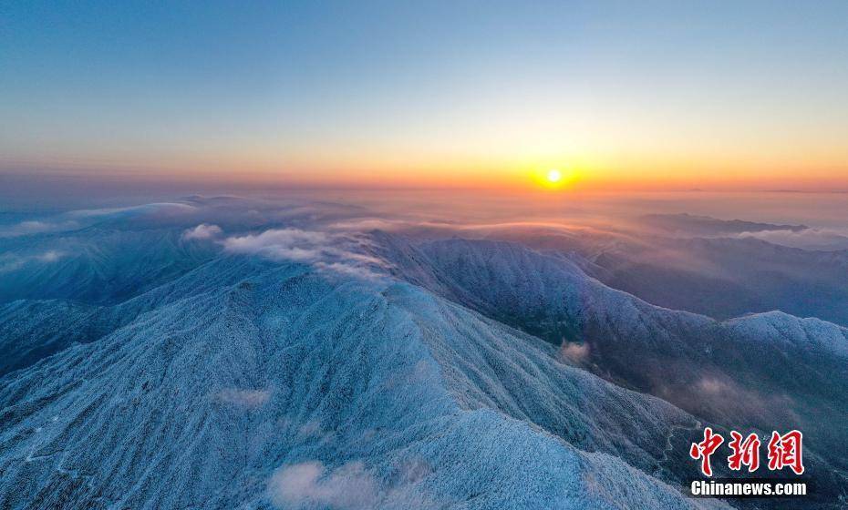 云海|江西武宁太平山现壮丽云海雾凇景观