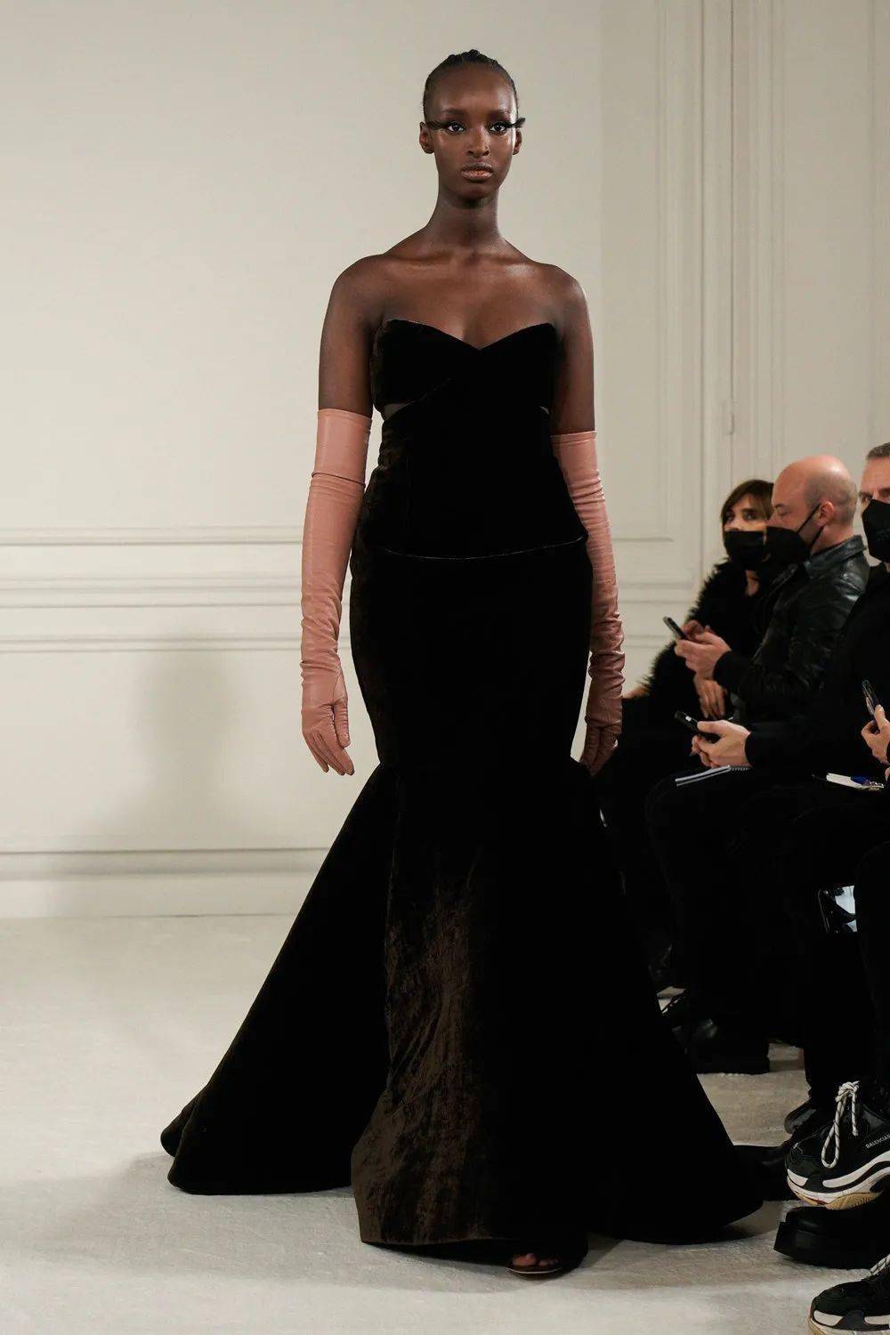 定制【秀场】Valentino 2022春夏高级定制系列