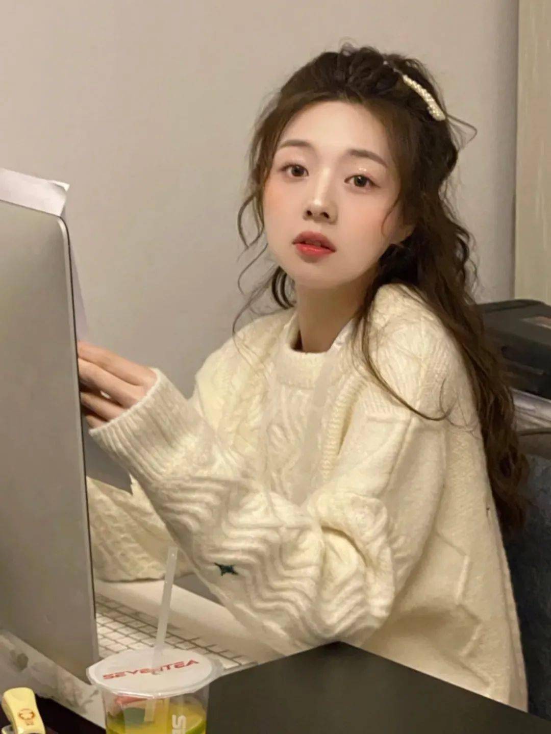 发型“换头”失败?Lisa这次真翻车了!