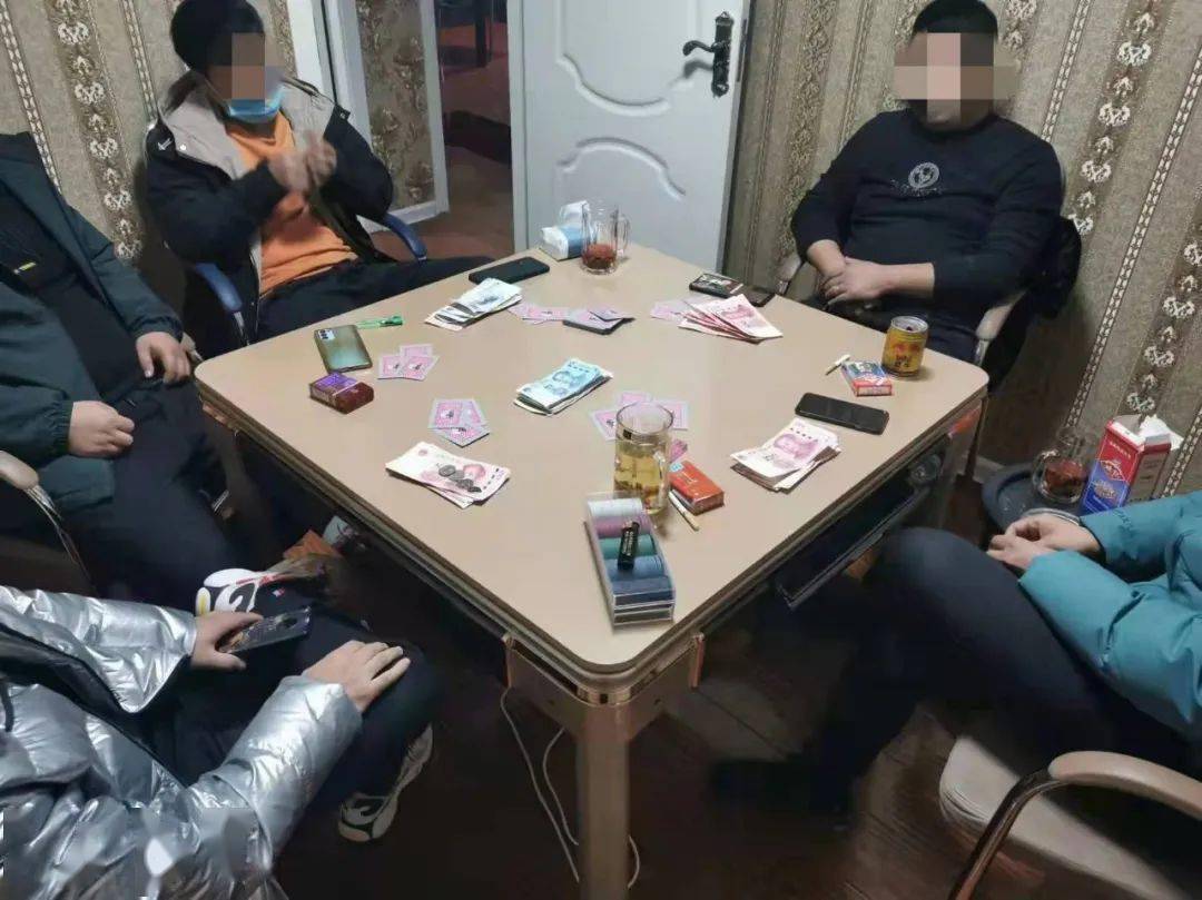 淮安5人炸金花被抓