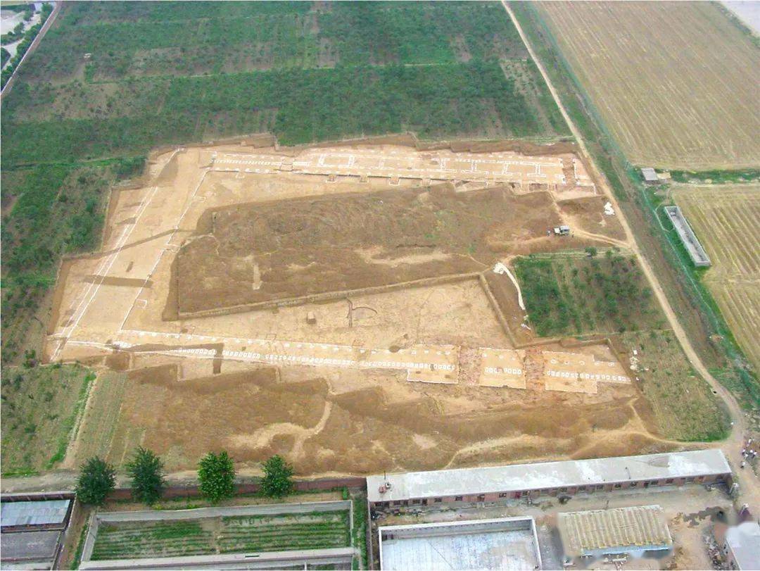 无心插柳柳成荫——洹北商城铸铜,制骨手工业作坊的发现_遗址_青铜器