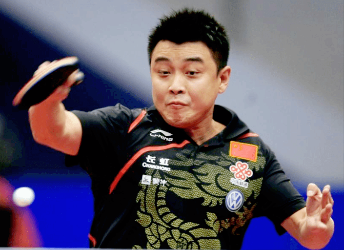 王皓|张本智和11-0零封国乒世界冠军！他赢球绝非冷门，输了才叫爆冷