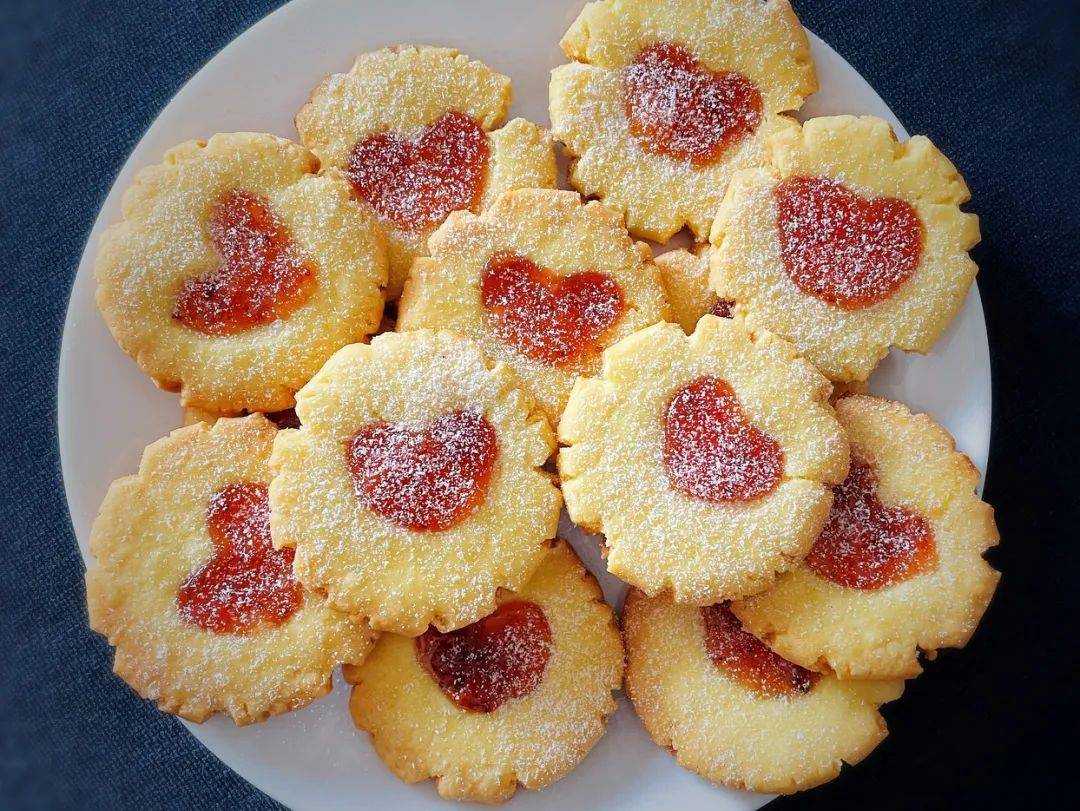 食谱|情人节倒计时,做个饼干都是爱你的形状。