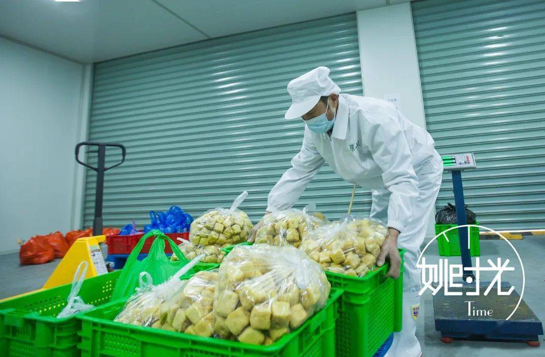 素心食品：从田间到餐桌的新鲜体验