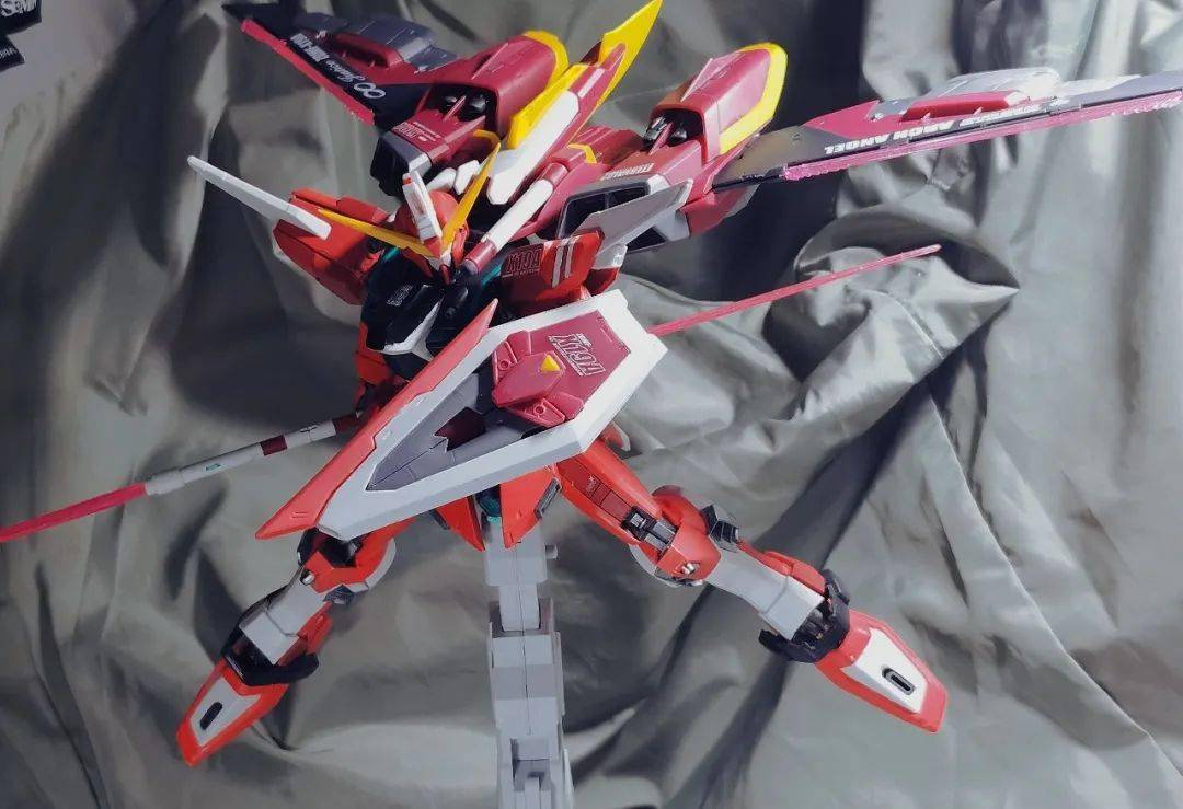 45超强还原,《机动警察》场景再现mg卡zz干净涂装,简单直做分享新品