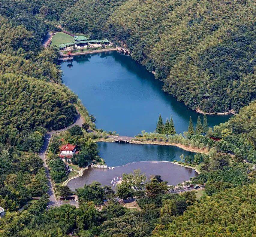 悦读无锡山的那边水的这边