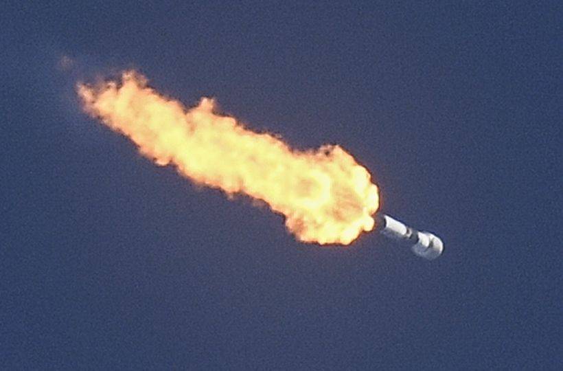 空间|地磁暴引起大气阻力增加，极端情况下可致航天器陨落
