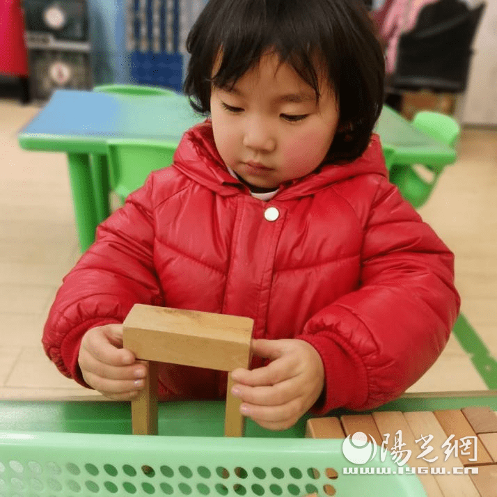 进行|灞桥街道中心幼儿园开学第一天