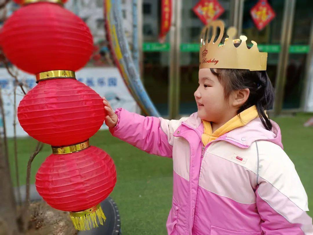 常艺馨小朋友!祝你生日快乐呀!happy birthday!