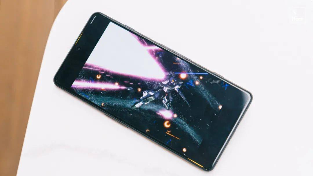 王者|Redmi K50 电竞版首发体验:3299 元起售,能否焊上游戏手机的大门?