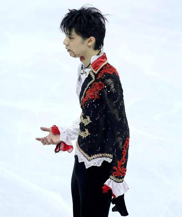 日本花滑選手羽生結弦今日再上冰四年前成功衛冕冬奧會冠軍