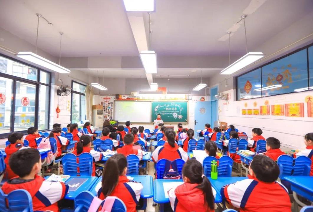 重庆巴蜀小学开学节见证成长瞬间