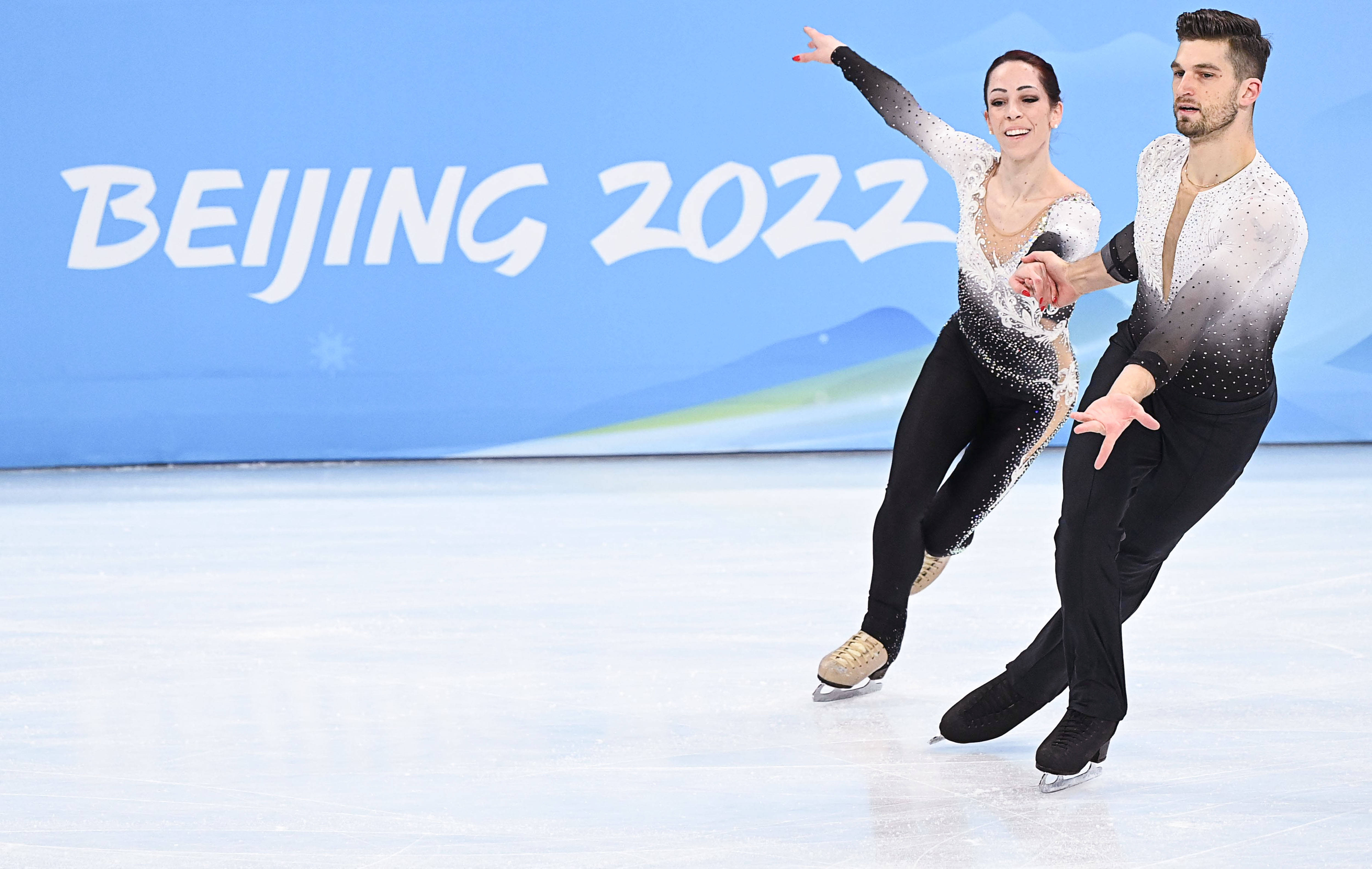 2022冬奥花滑双人滑图片