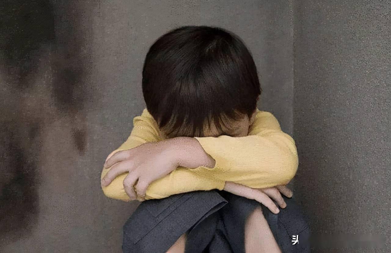 孩子犯了错误,盲目责怪是没用的,这么做很关键