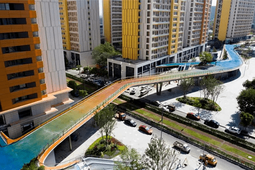 为了富士康华为京东方，成都搞了盘不一样的城市更新