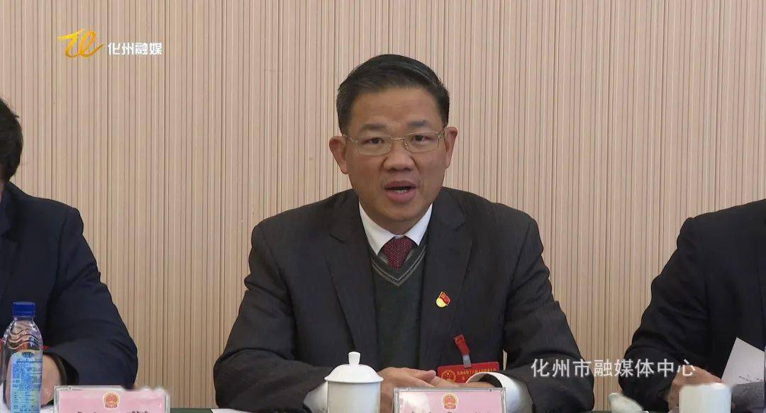 聚焦两会周太强到官桥代表团参加讨论