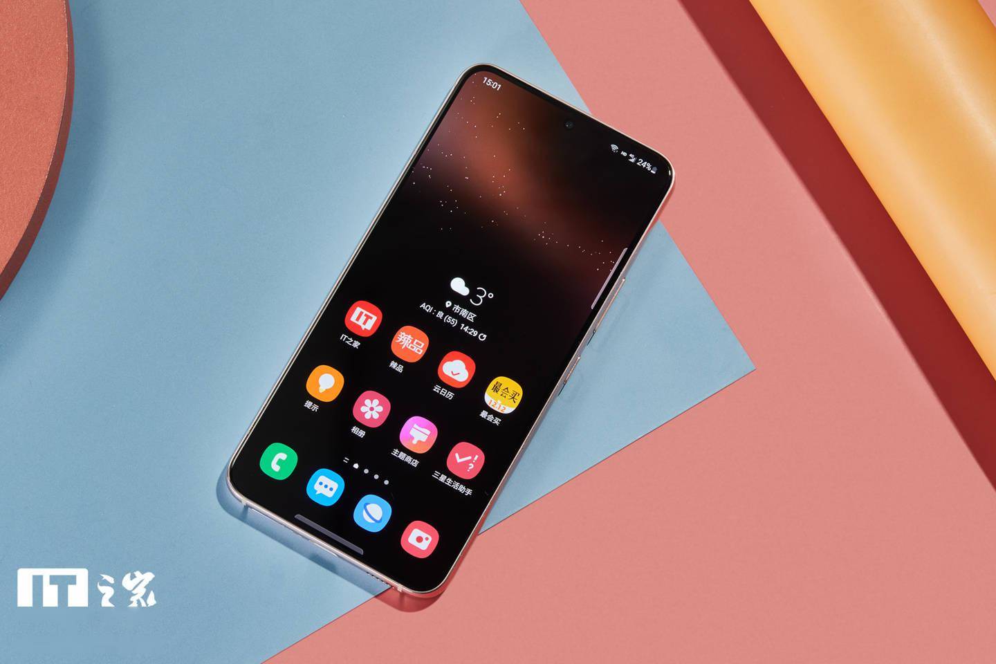 整体|三星 Galaxy S22 / S22 +图赏：老设计焕发新感觉