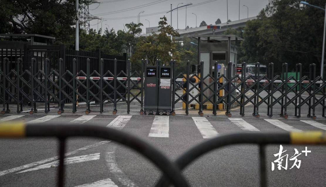现场直击广州大学大学城校区临时封校只进不出