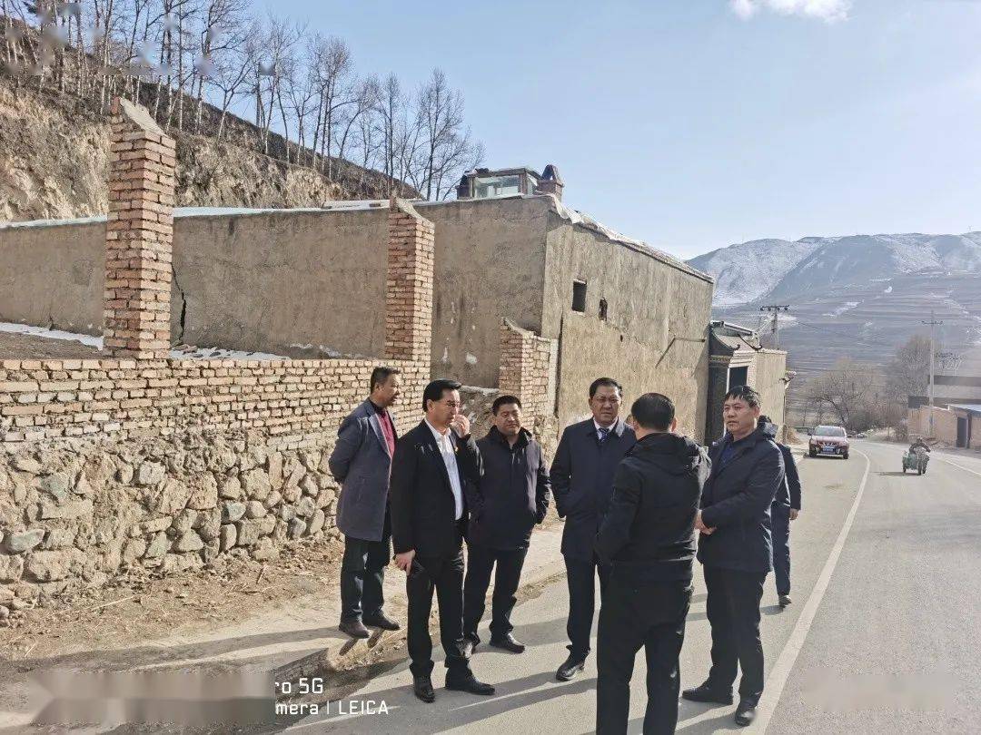 马占奎县长检查指导乡村振兴示范村建设工作