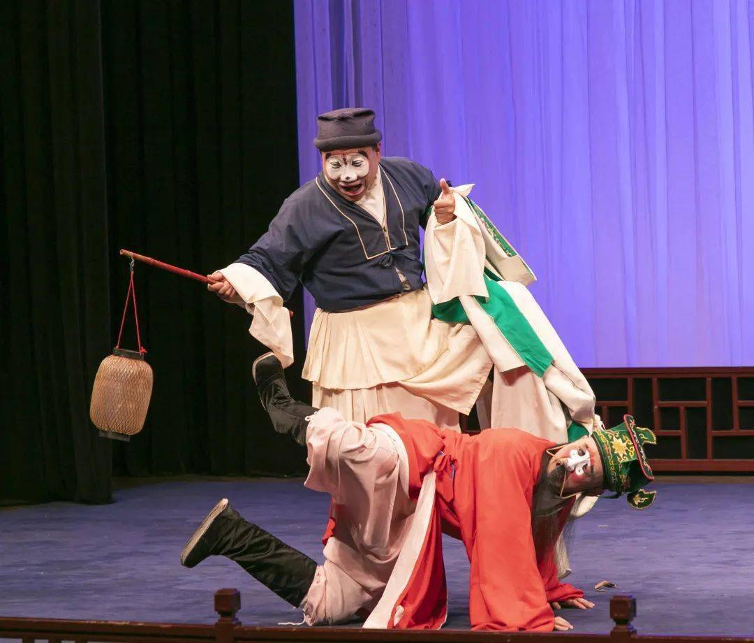 丑中美第三代丑行著名演员袁伟个人专场成功举办