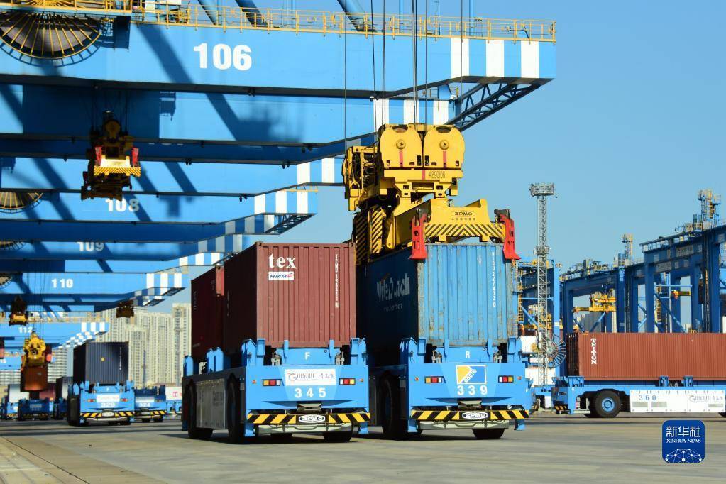 青岛港|淡季为何不淡——从北方最大港口企业感受中国经济温度