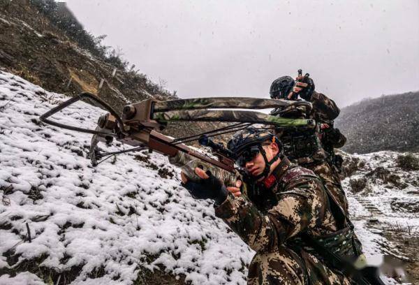 特种兵雪地出击