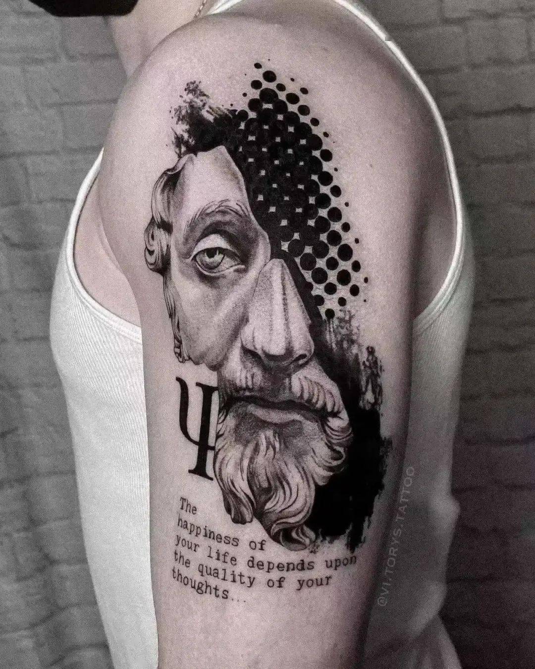 还邀请了全球排名第一的纹身教父!_迪拜_小崔_欧洲