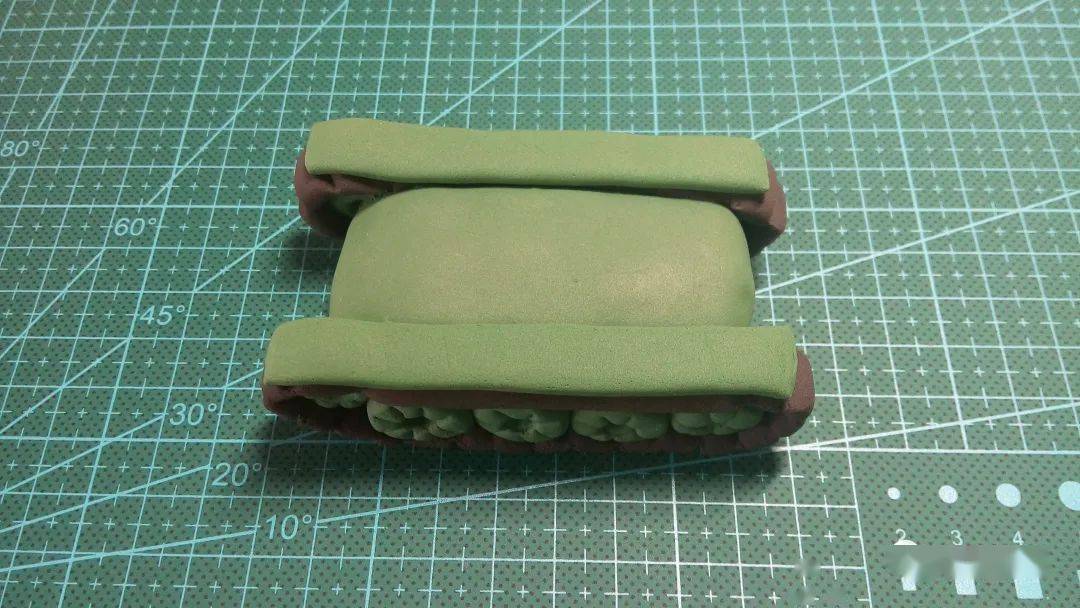 男孩子看到就忘不掉的小坦克你也可以做出来99a主战坦克粘土教程
