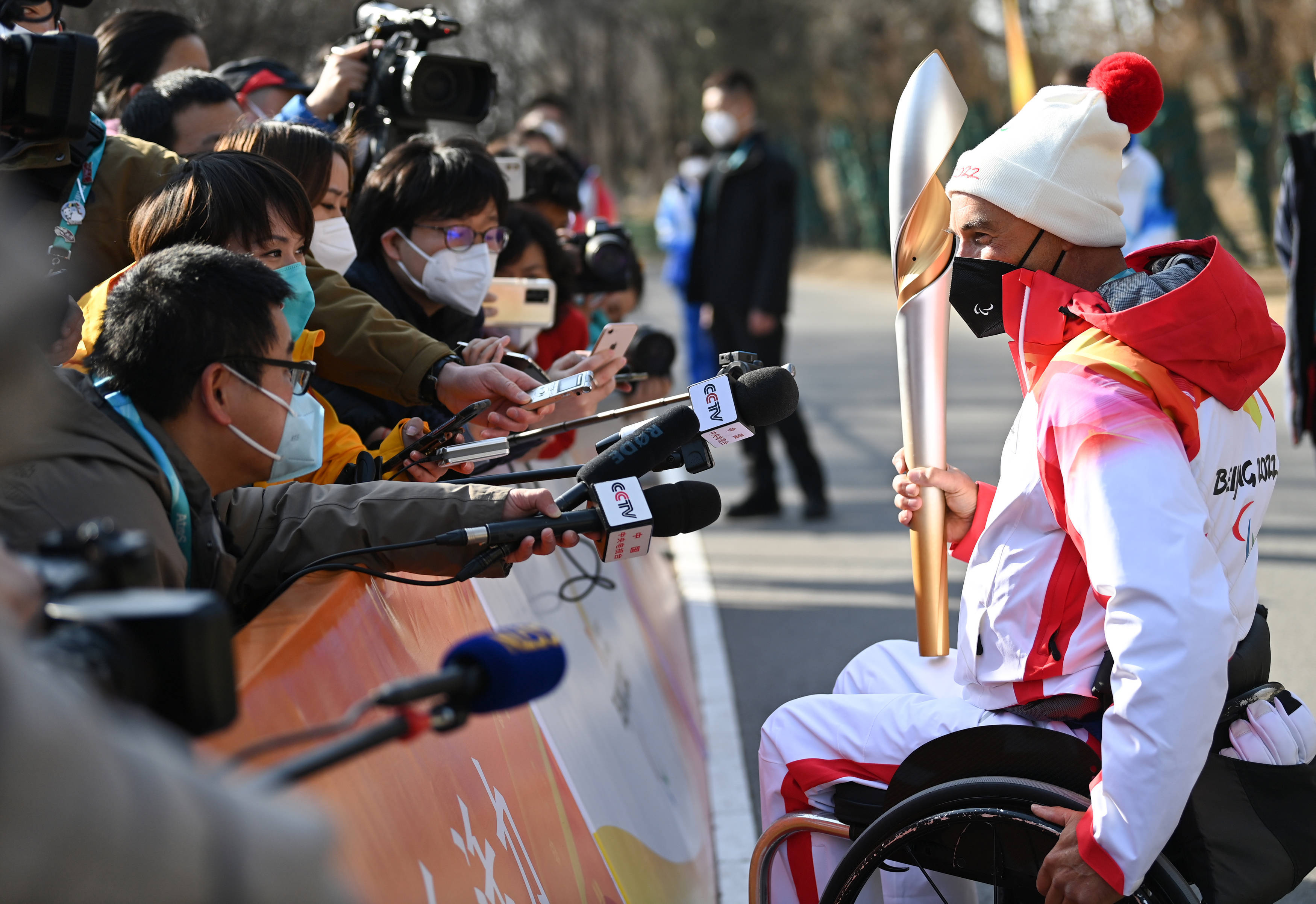 北京冬残奥会火炬传递图片