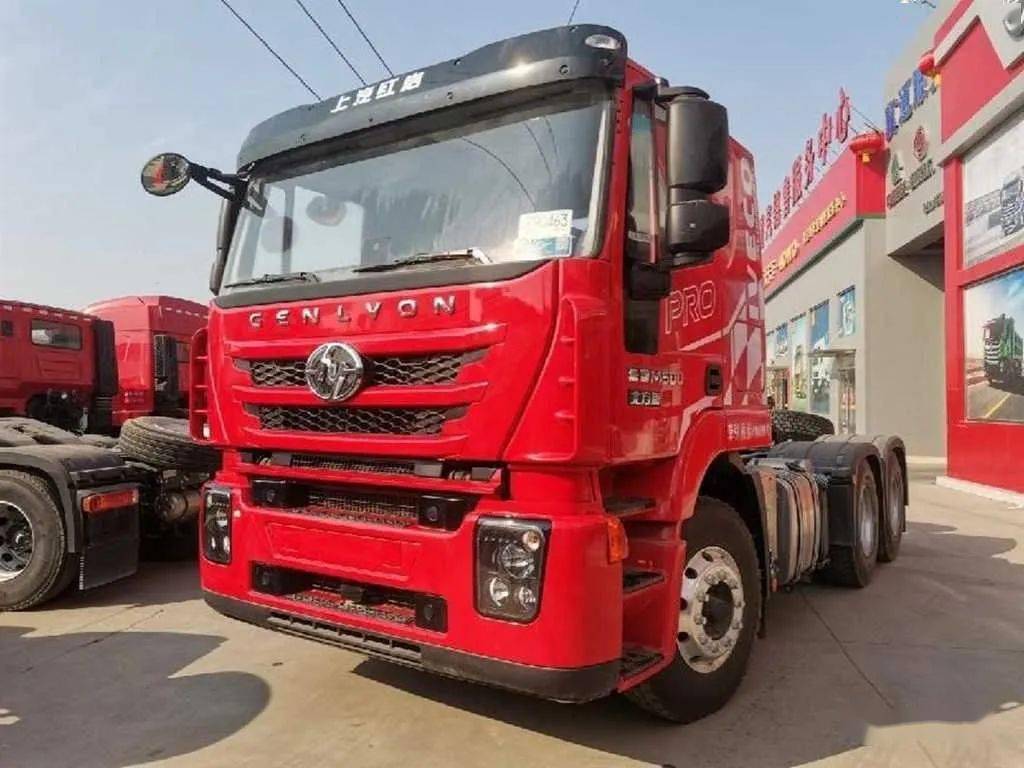 少吃多干的平头哥红岩杰狮m500牵引车