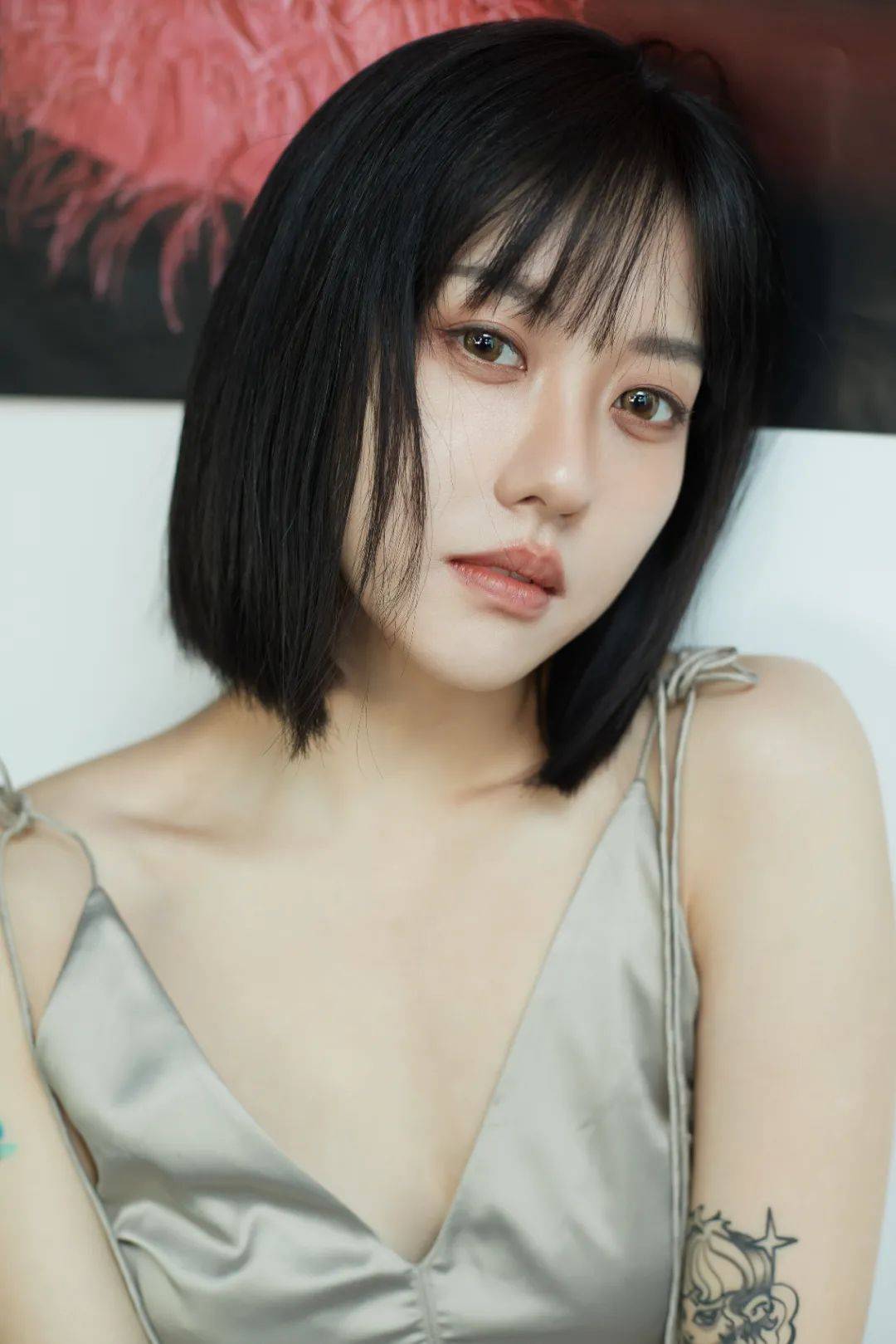眼睛不懂就问，凹人设真的很难吗？