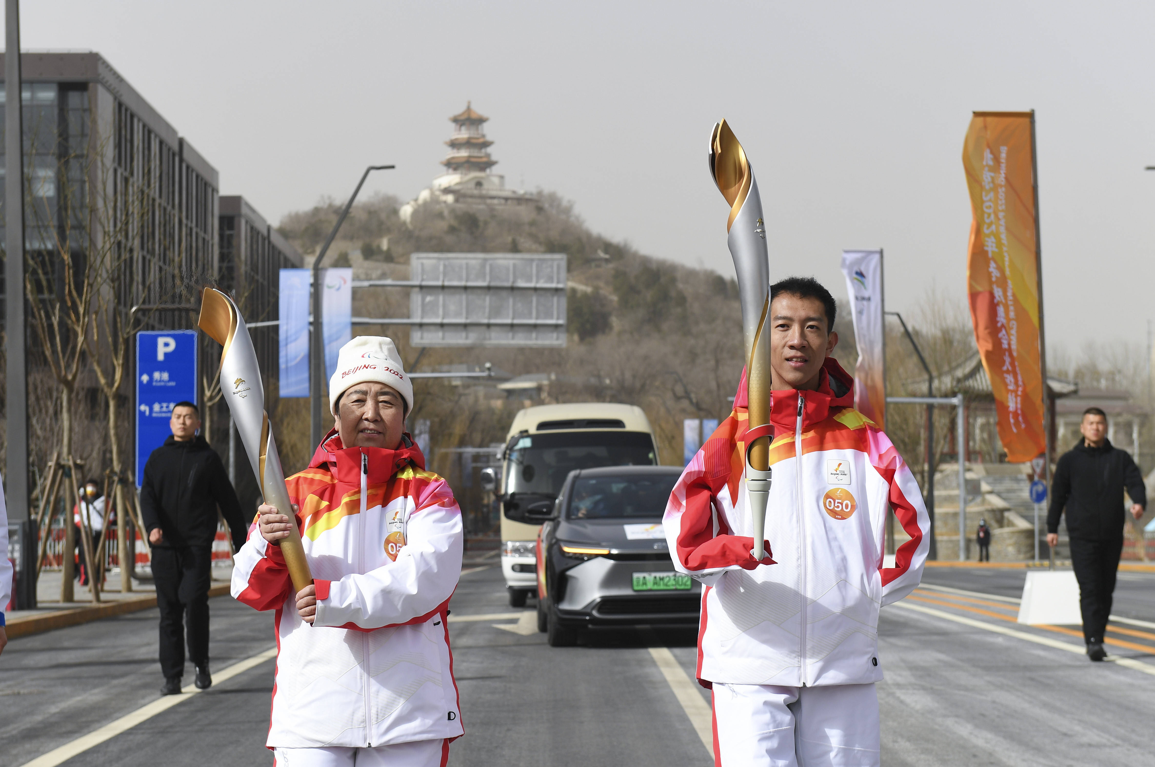 北京冬残奥会火炬传递图片