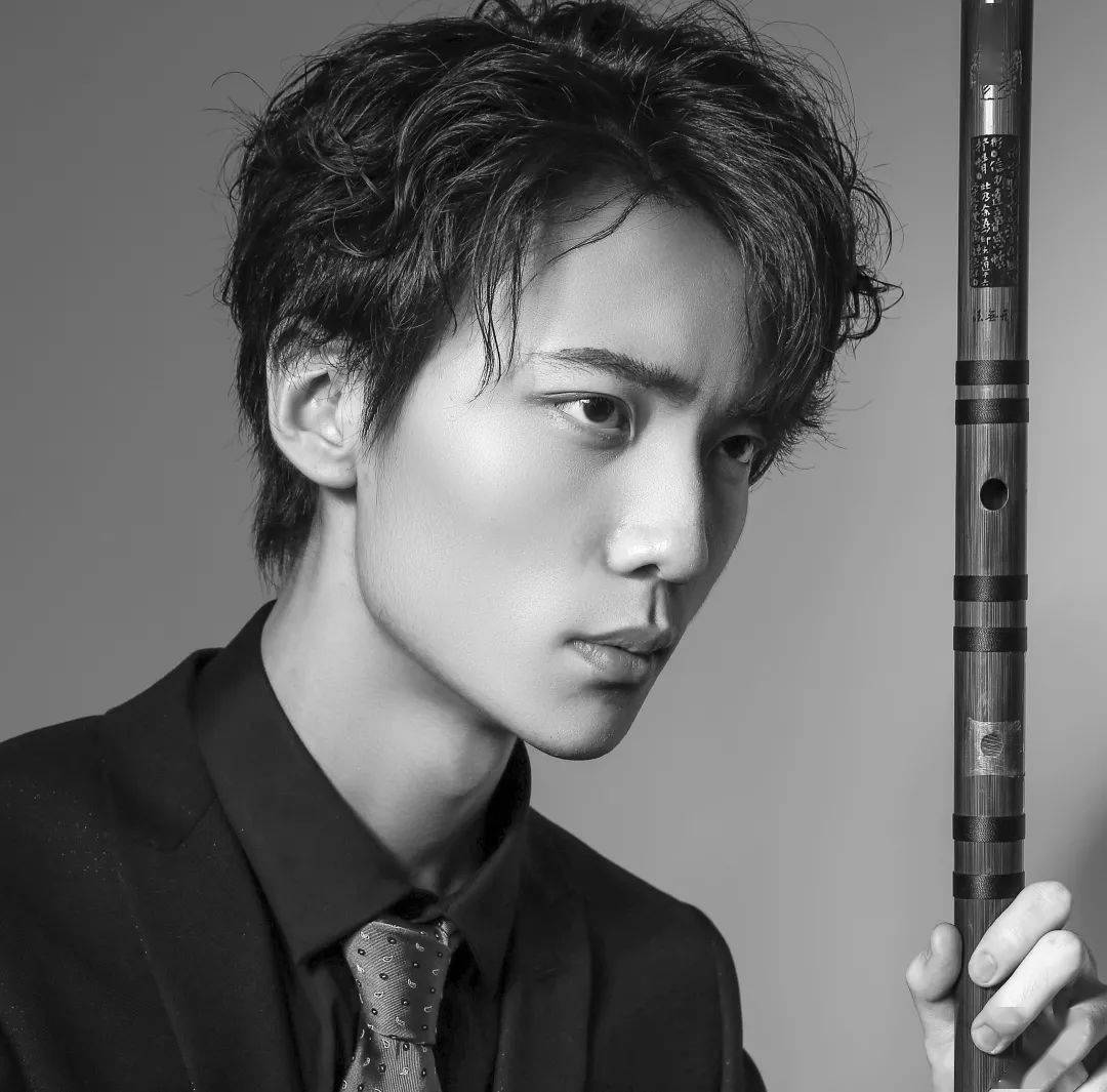 4月1日,青年竹笛演奏家张维本将试着用传统乐器竹