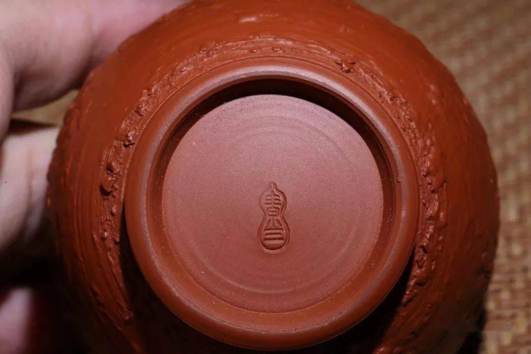 好器秒杀日本已故常滑烧名家井上素三作趣味品杯