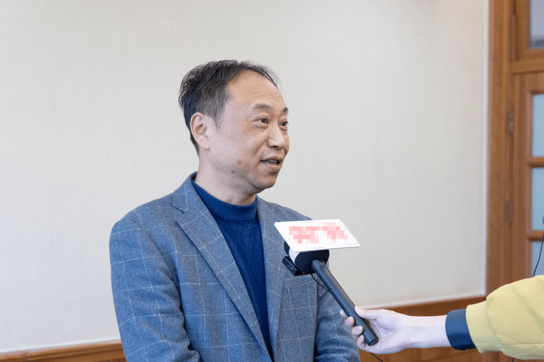 双减让教育回归本真但教师压力增加全国政协委员戴立益积极应对