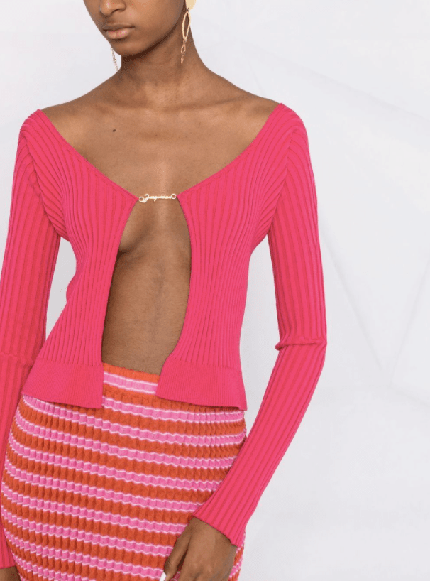 服装下周穿什么 | Bella Hadid带男友在时装周溜达，我却爱上她的短上衣