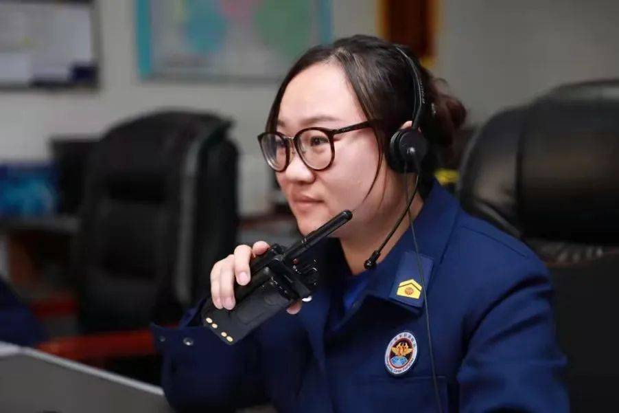 致敬"生命线"的守护者丨119女子接警班_东莞_指挥中心_电话