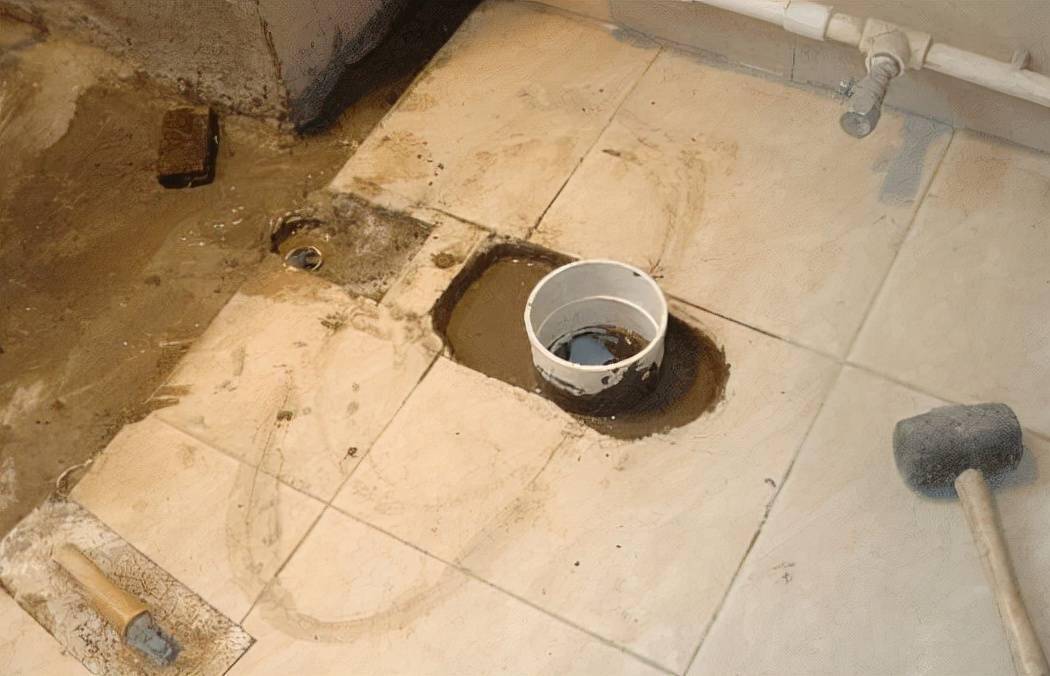 下沉式卫生间越来越受欢迎好处太多了但注意别装错