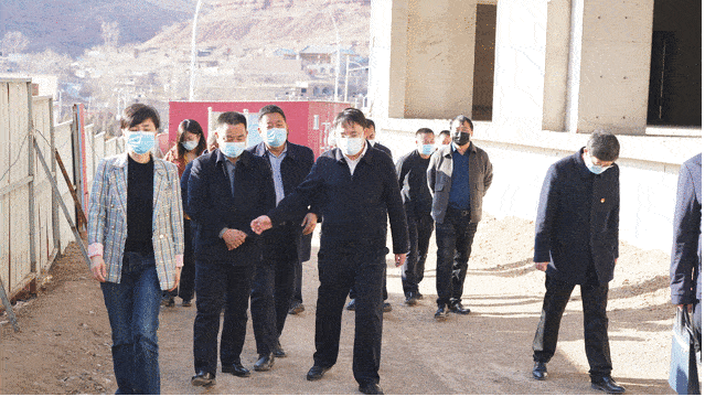 陈胡日查调研清水河县重点项目建设情况