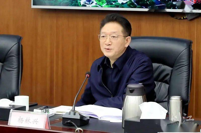 大学与城市如何共生共荣杨林兴在调研西南医科大学时这样说