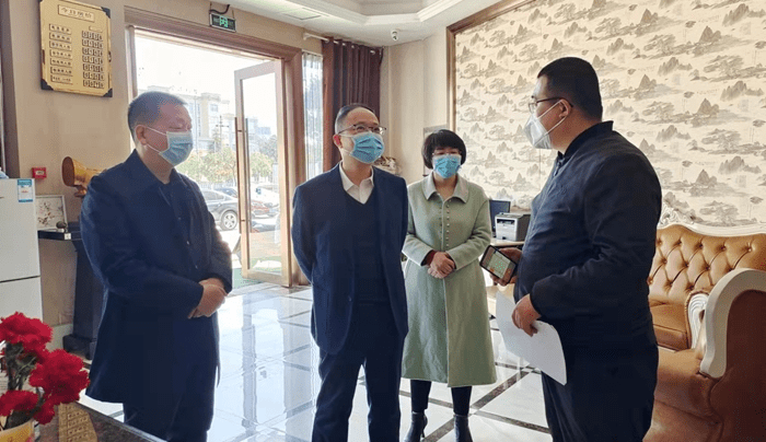 方勇督查指导疫情防控工作_望江_隔离_人员