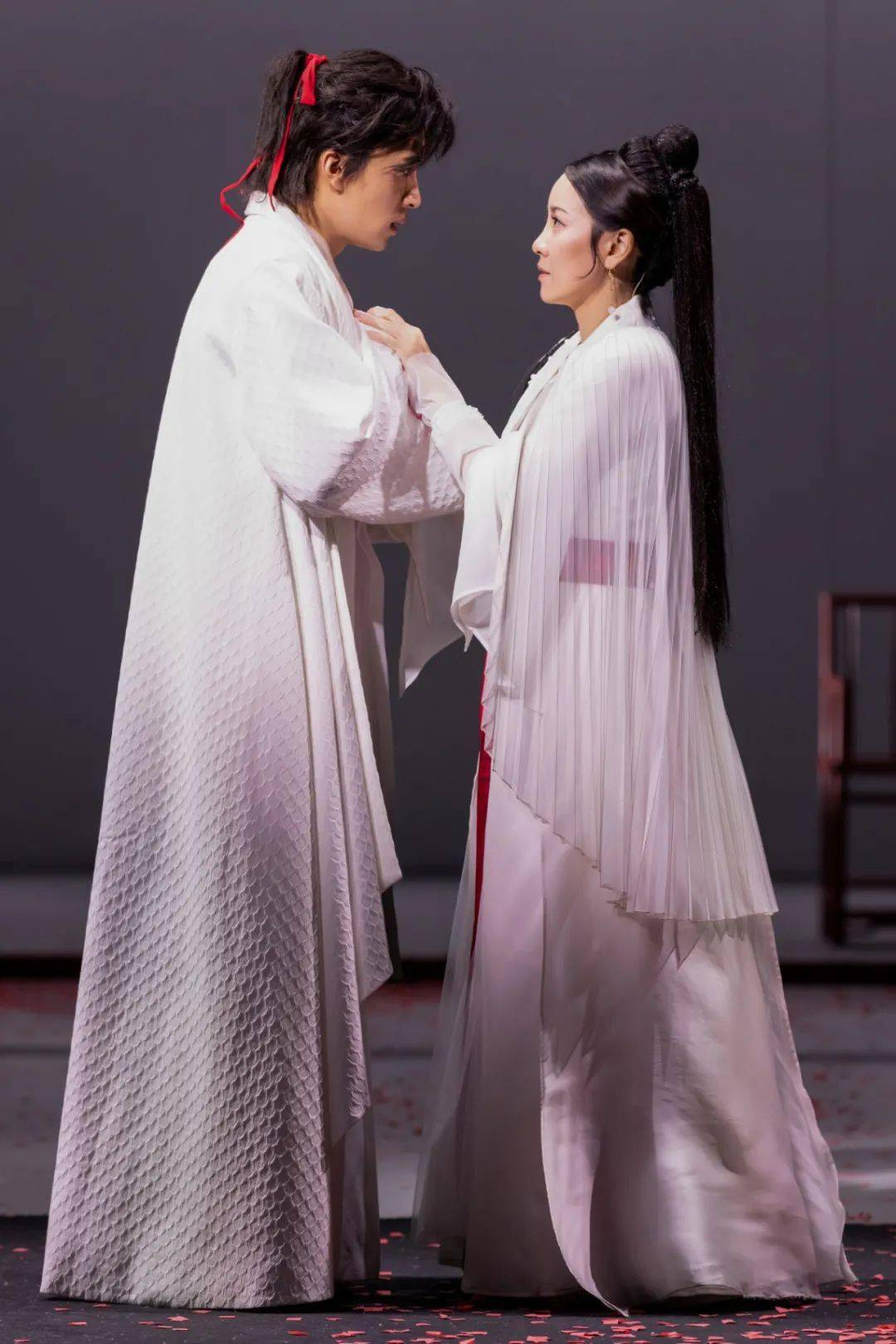 文学丰赡与艺术简约的映射