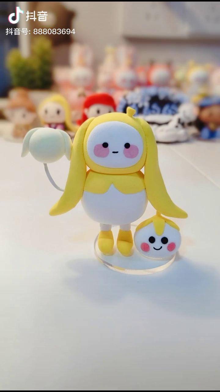 香蕉垂耳兔鼻血都萌出来了 巨量课堂 盲盒 泡泡马特 粘土_鼻血_垂耳兔