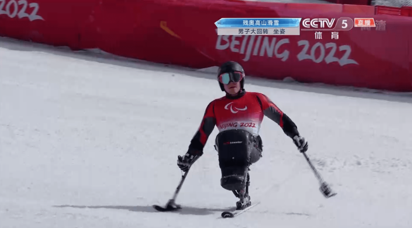 金牌|挪威选手获得高山滑雪男子大回转（坐姿组）金牌