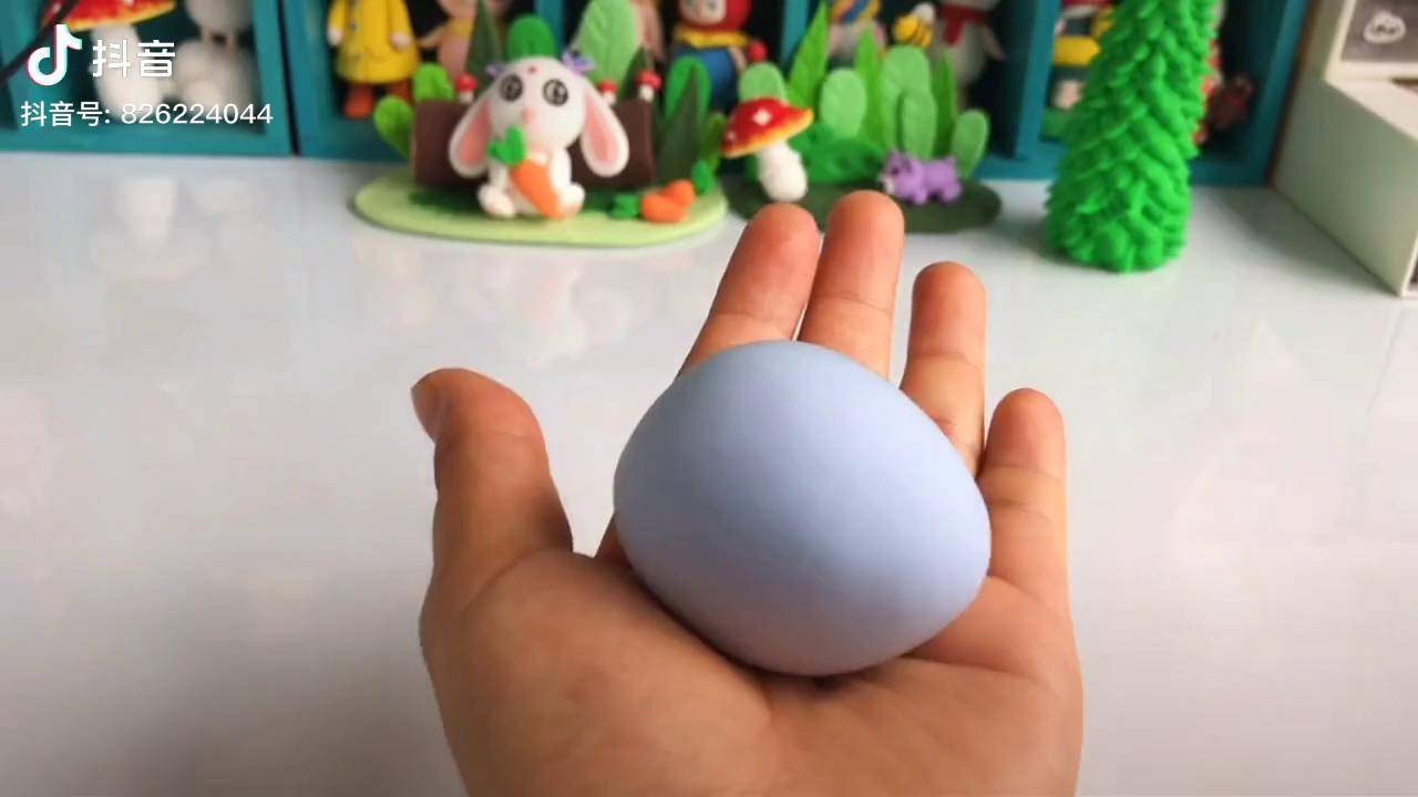 带刺的一个小河豚粘土手工超轻粘土手工